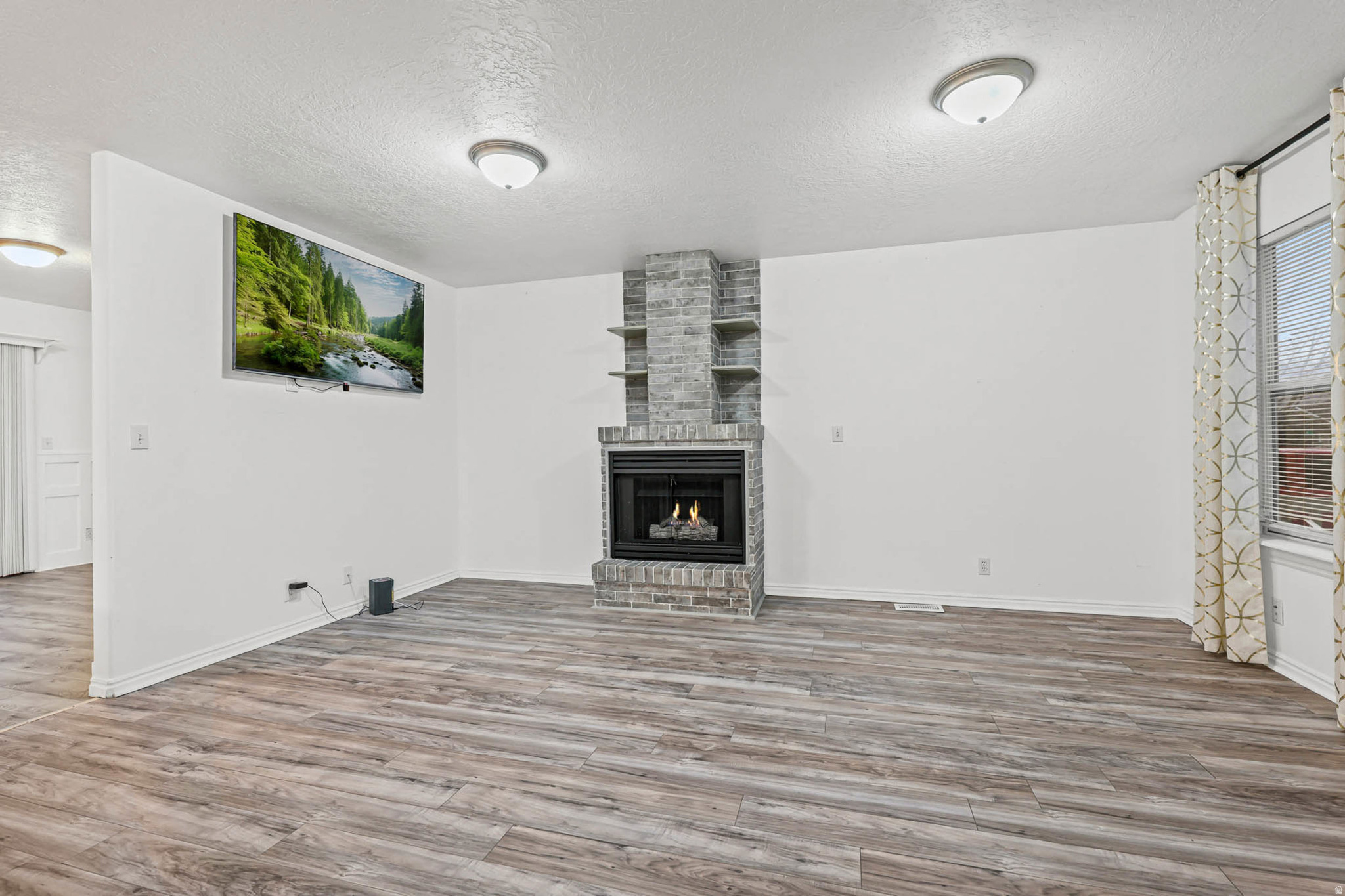 EAGLEPARK PHASE II - Residential