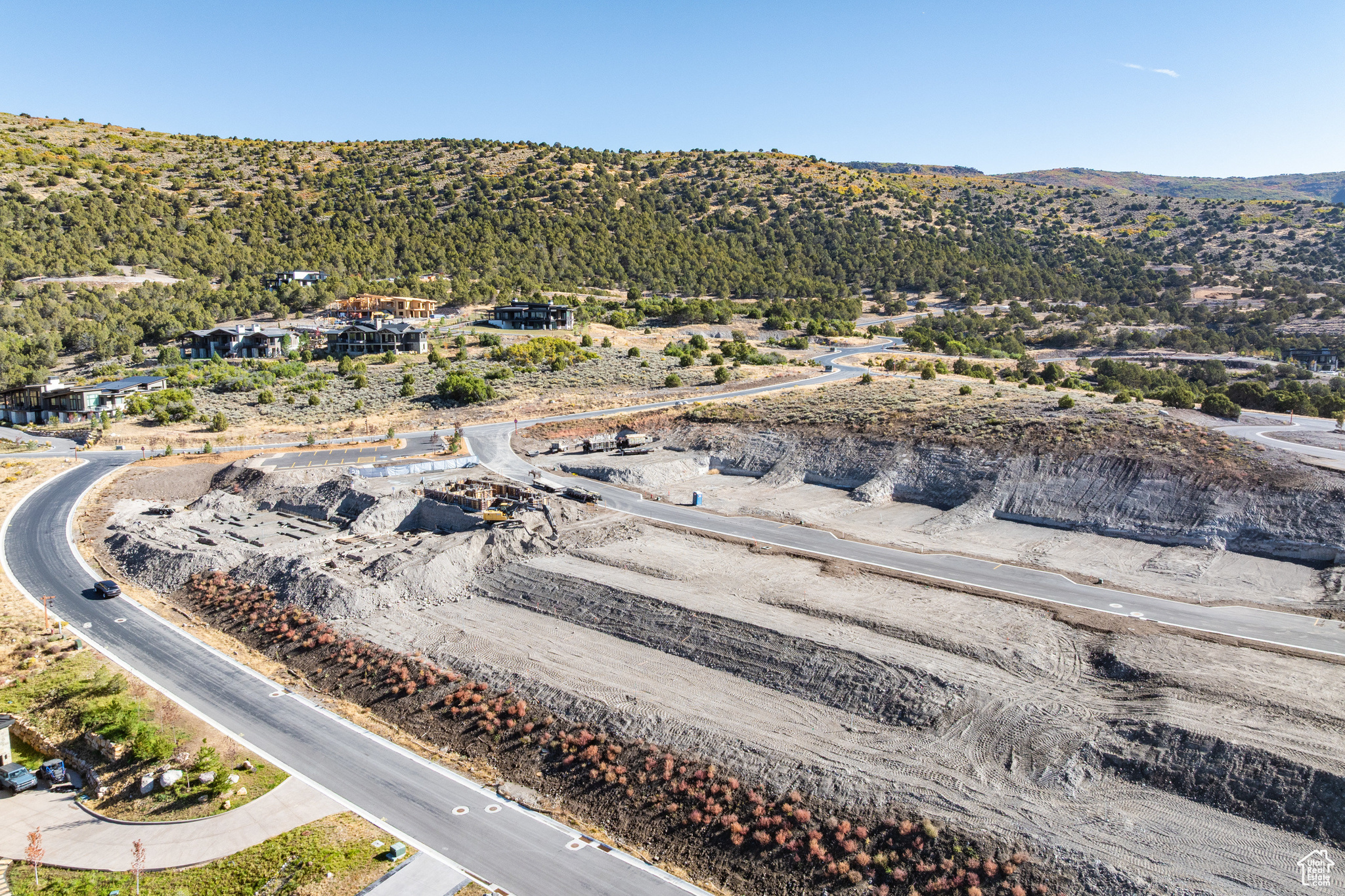 RED LEDGES - Residential