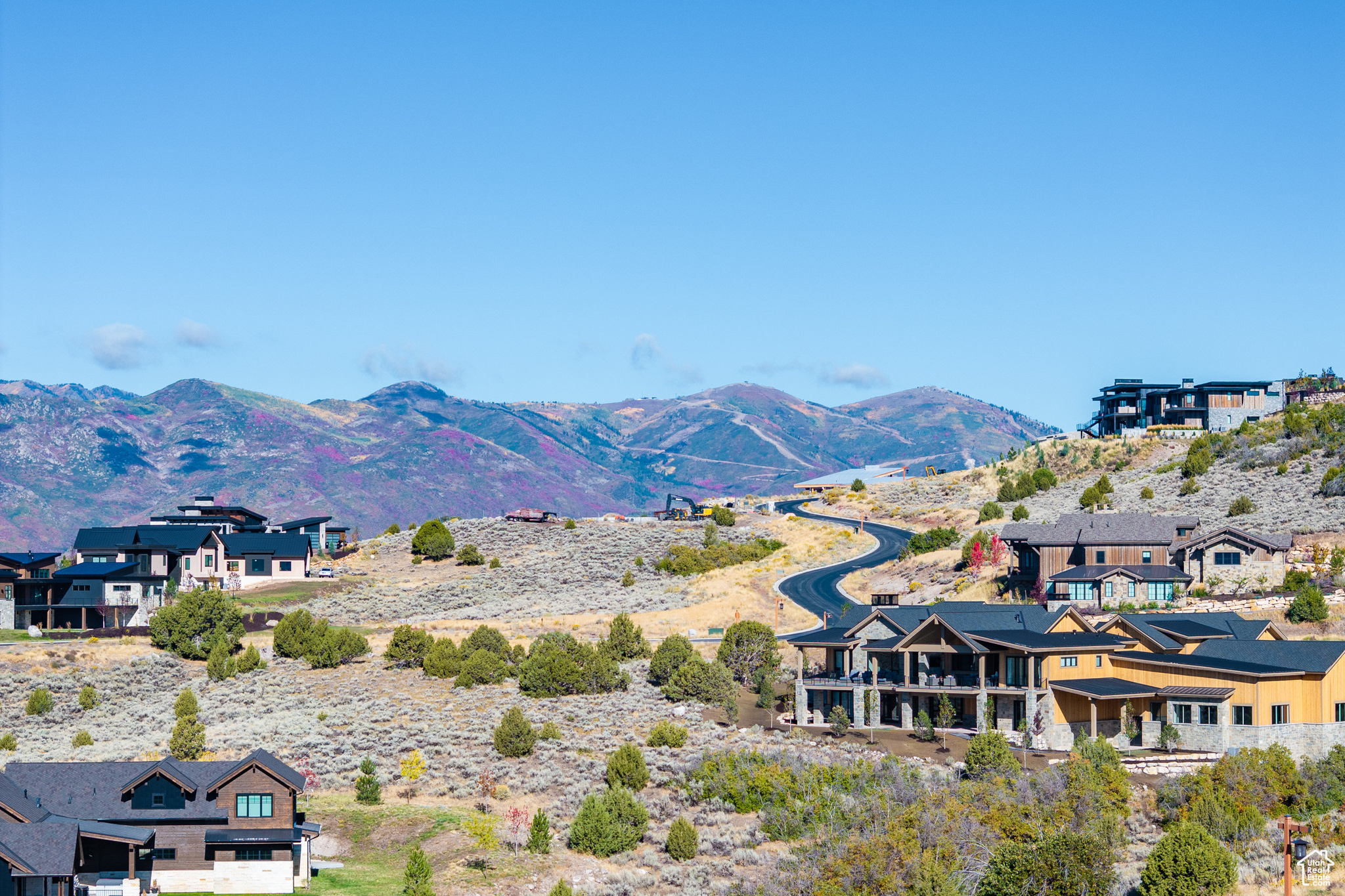 RED LEDGES - Residential