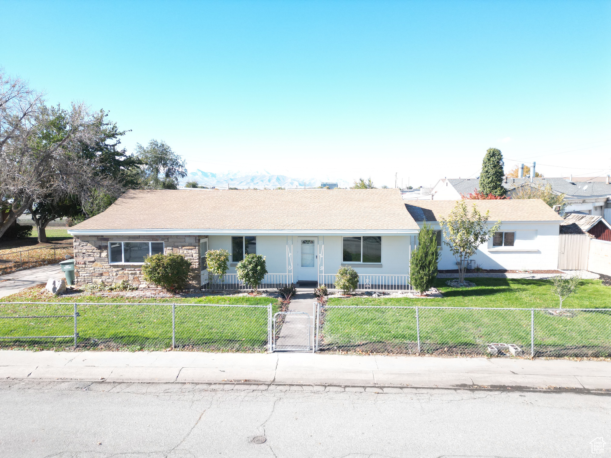 3544 S Shafer Ln, West Valley City, Utah image 2