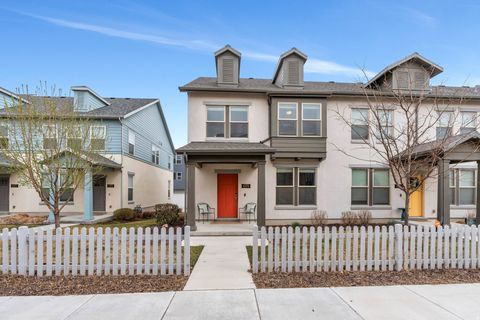 Photo of 6376 W SUGARCANE DR, South Jordan, UT 84009 (MLS # 2120505)