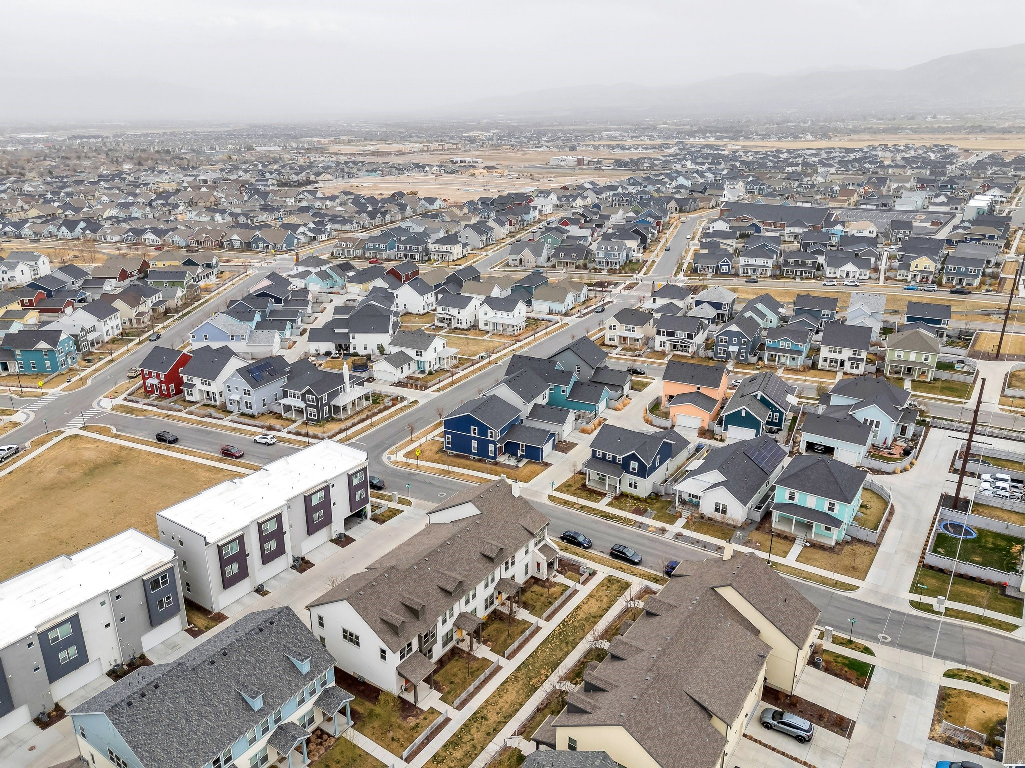 DAYBREAK - Residential