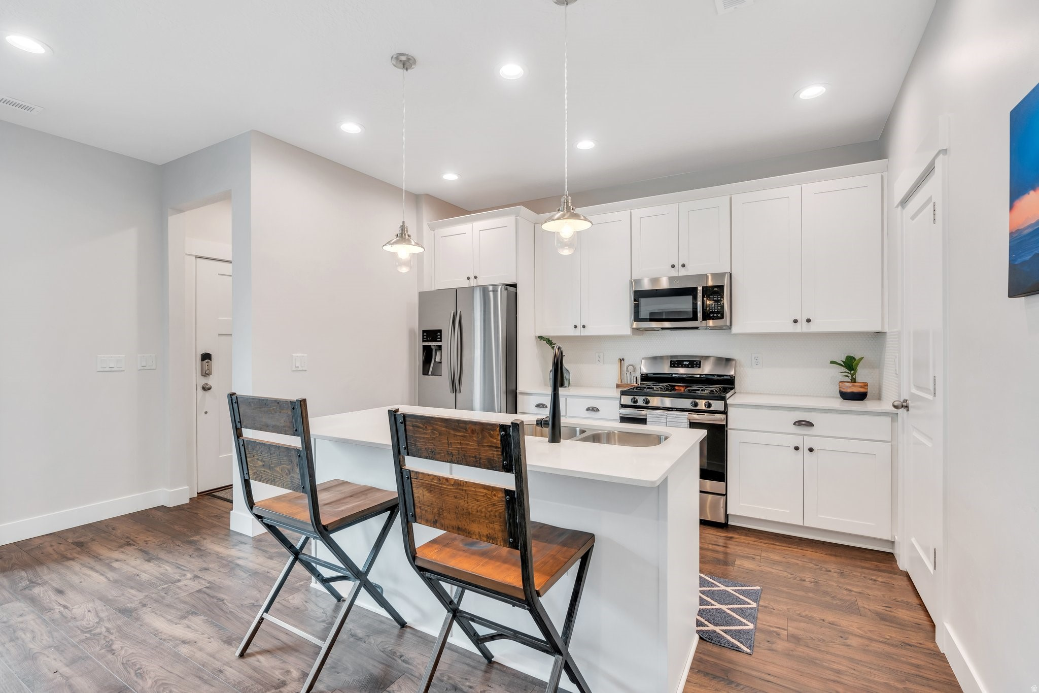 DAYBREAK - Residential