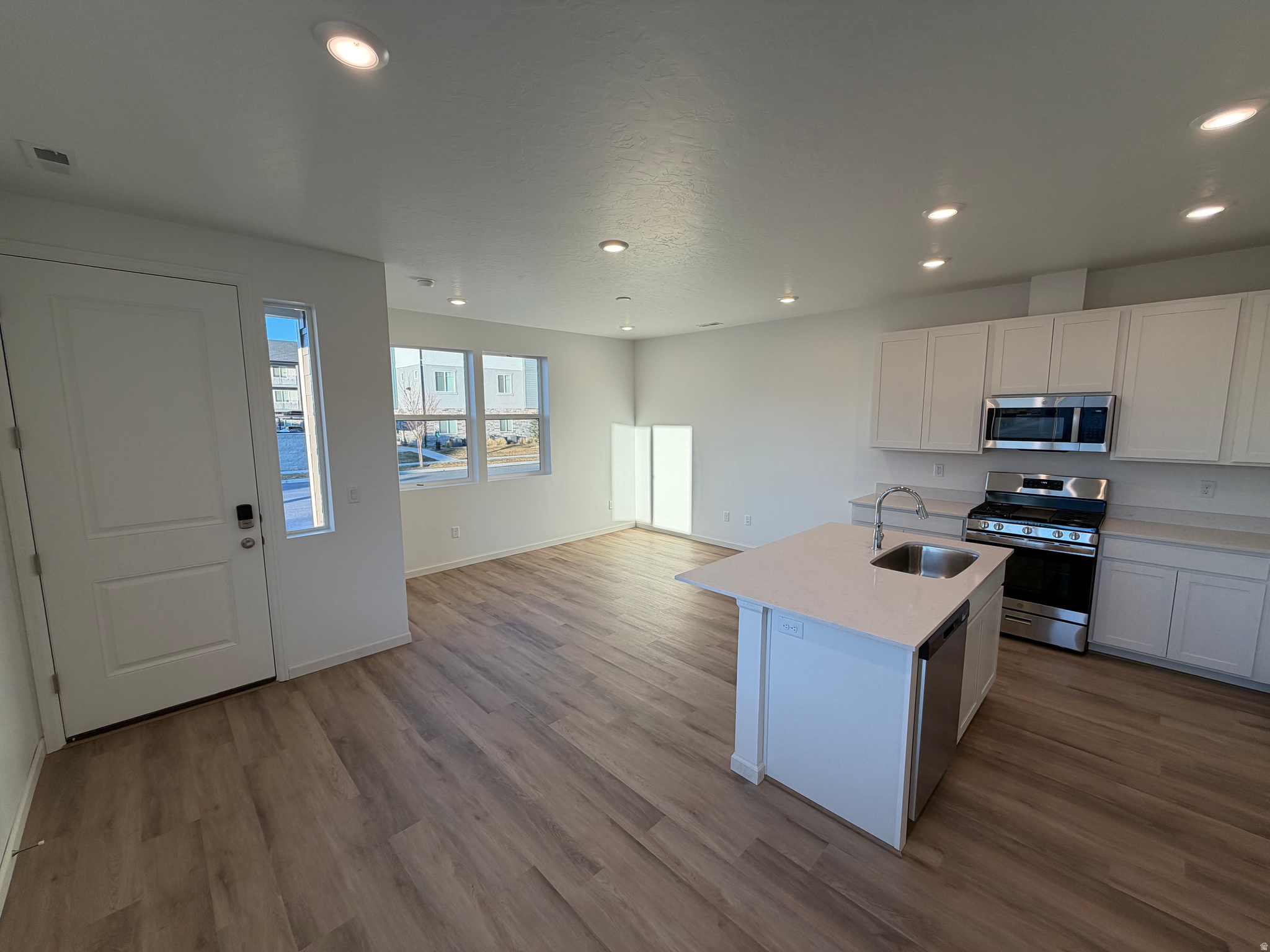 VILLAGES AT ARROWHEAD PARK - Residential