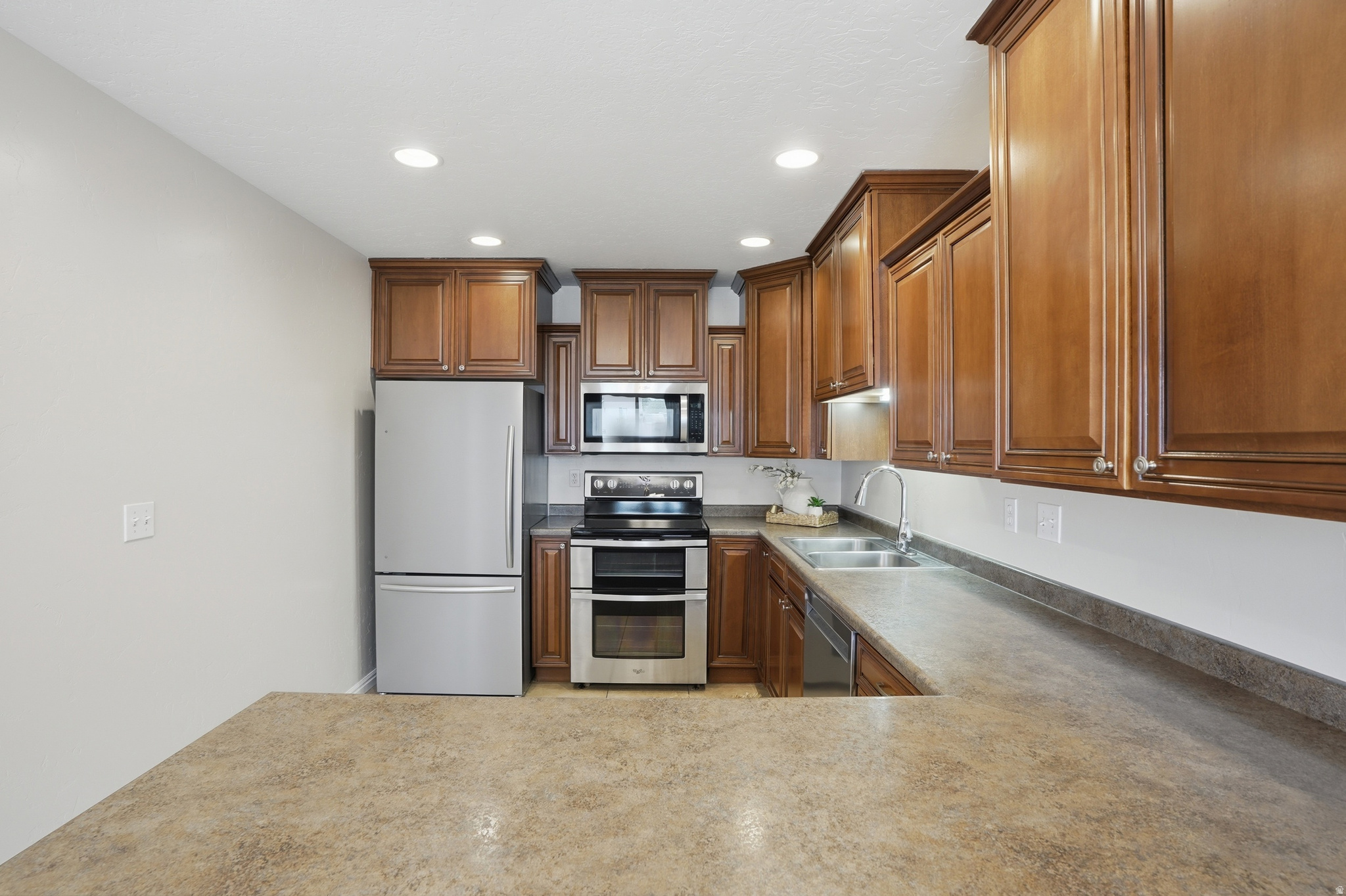 HARVEST HILLS PUD - Residential Income