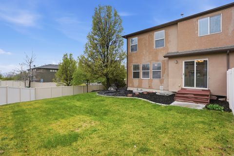 Tiny photo for 542 W GOLDENROD WAY Way N, Saratoga Springs, UT 84045 (MLS # 2148141)
