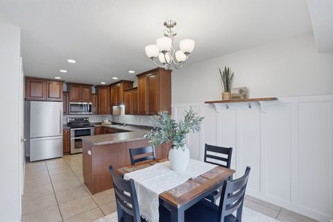 Tiny photo for 542 W GOLDENROD WAY Way N, Saratoga Springs, UT 84045 (MLS # 2148141)