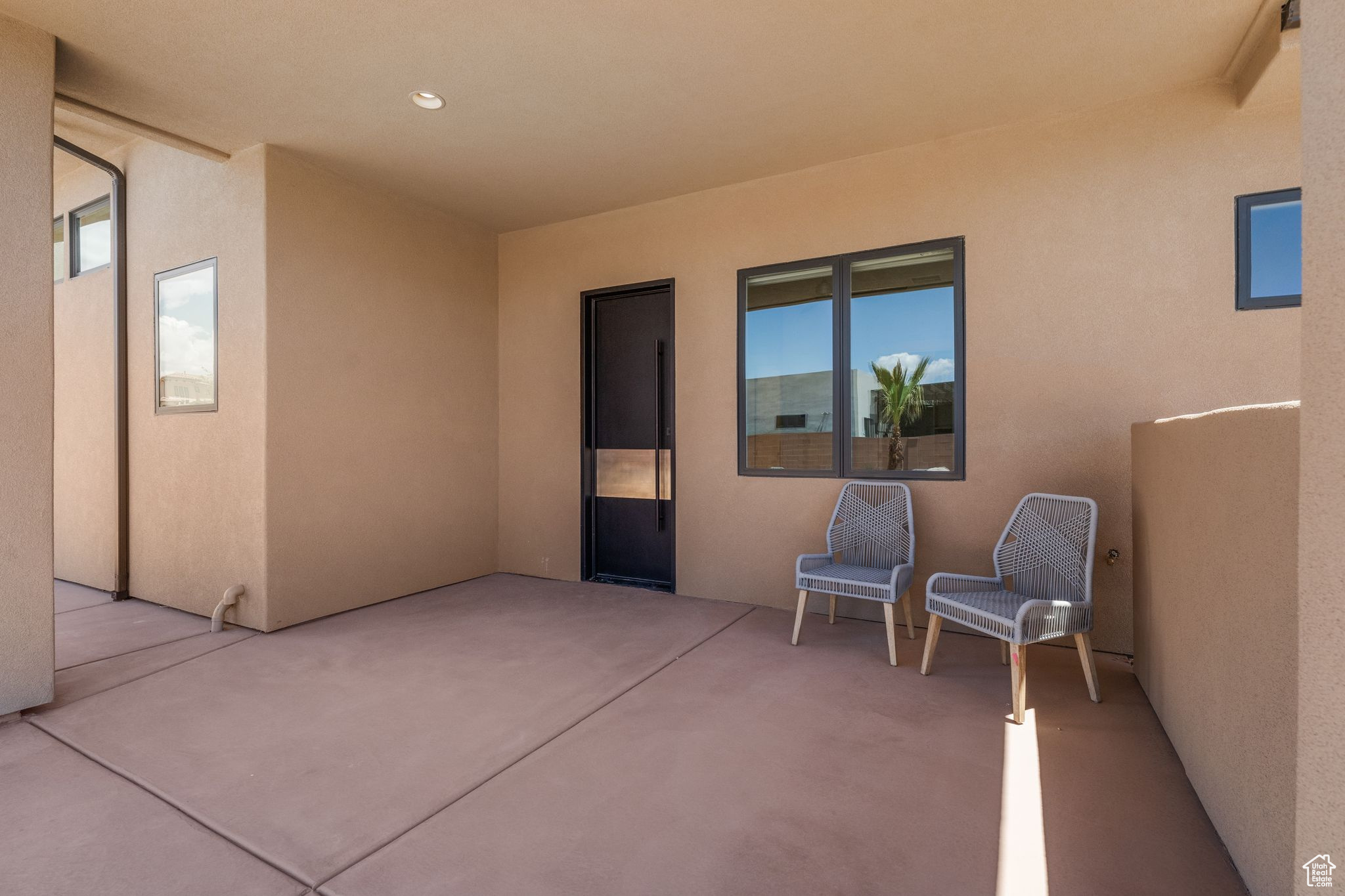 STONE CLIFF PH 17 - Residential