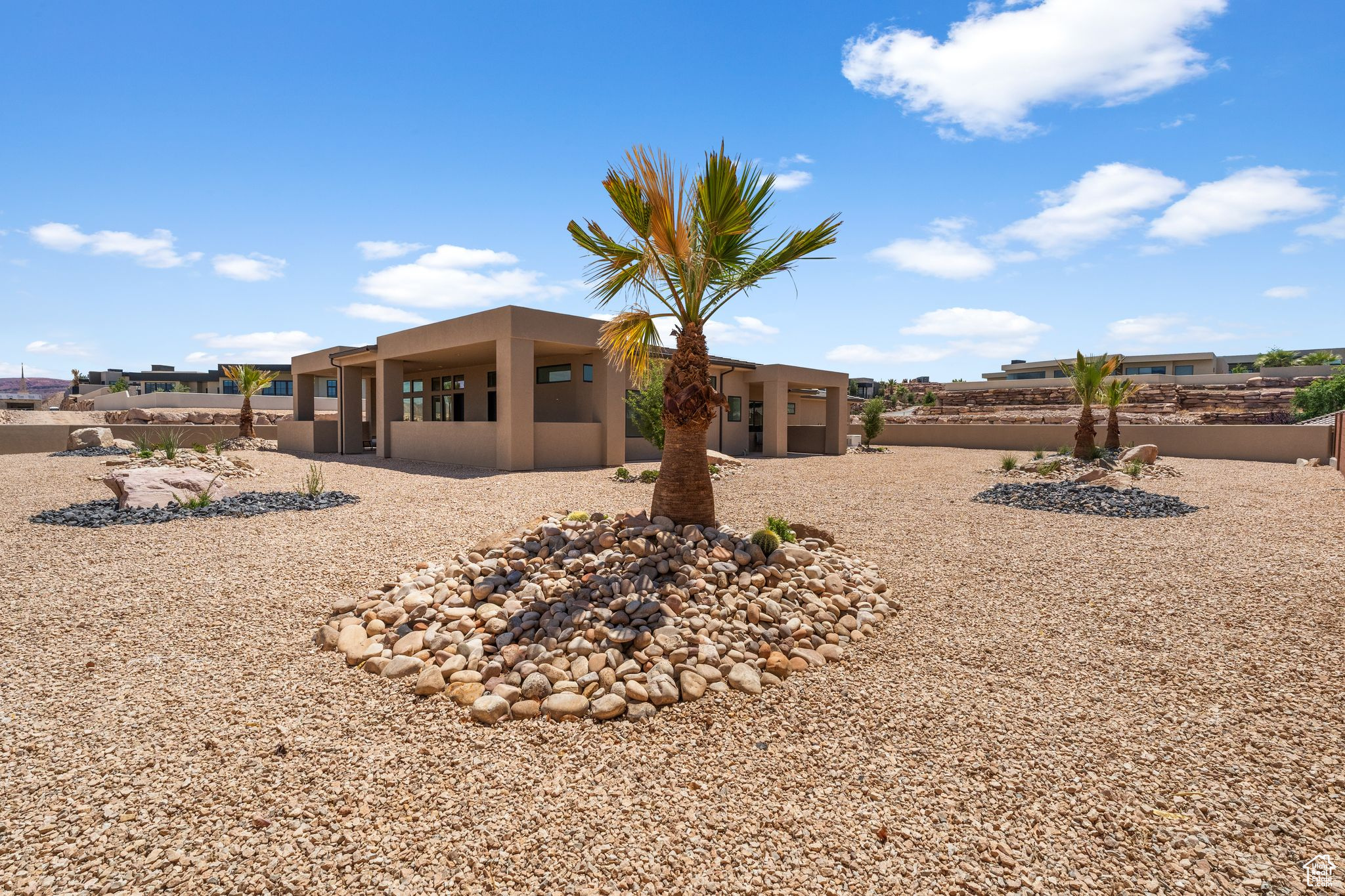 STONE CLIFF PH 17 - Residential