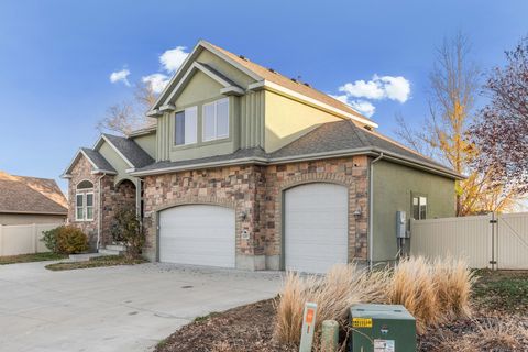 Tiny photo for 1337 W NATASHA CIR S, Riverton, UT 84065 (MLS # 2122776)