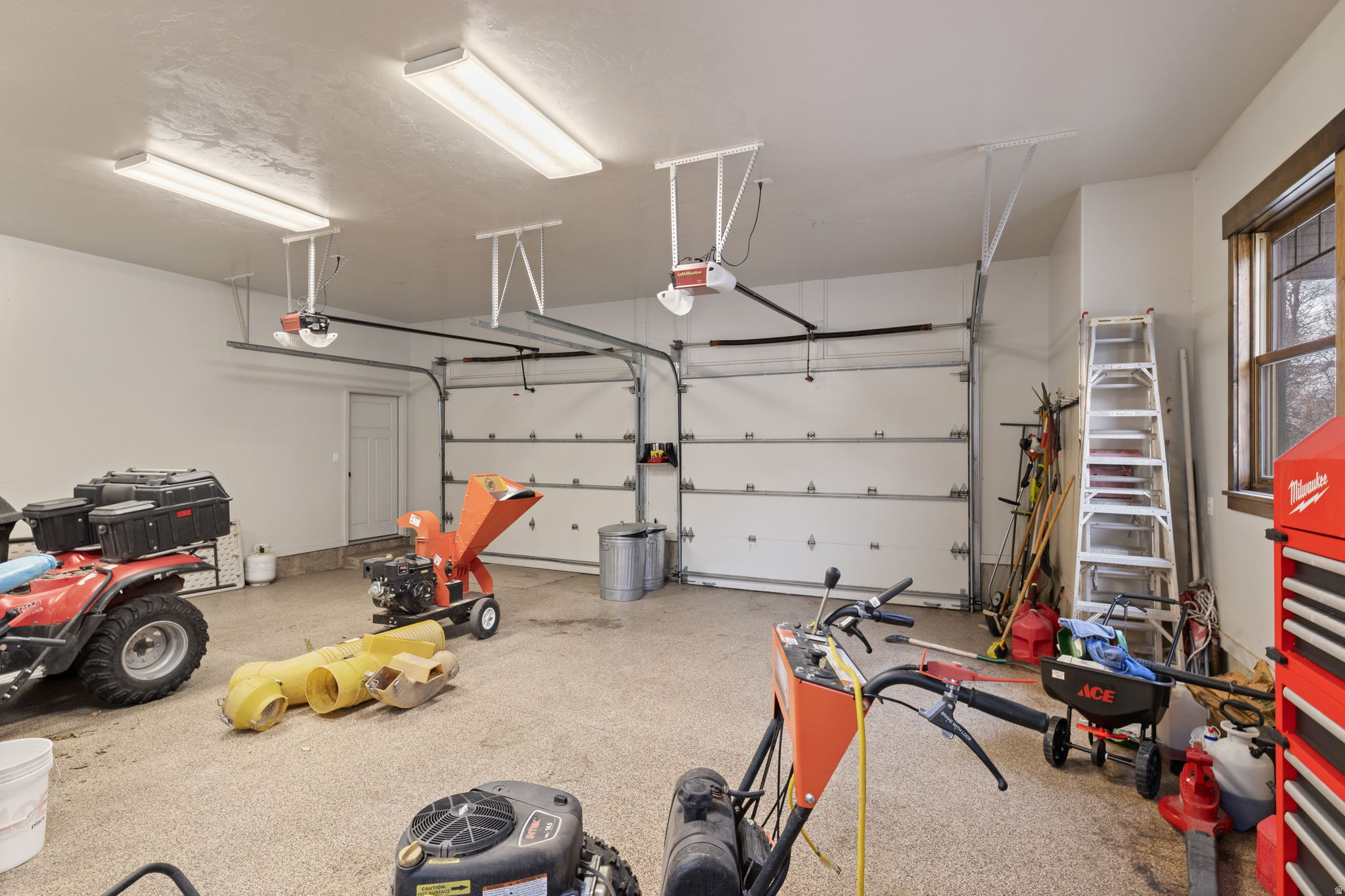 COTTAGES AT HOBBLE CREEK MHD - Residential