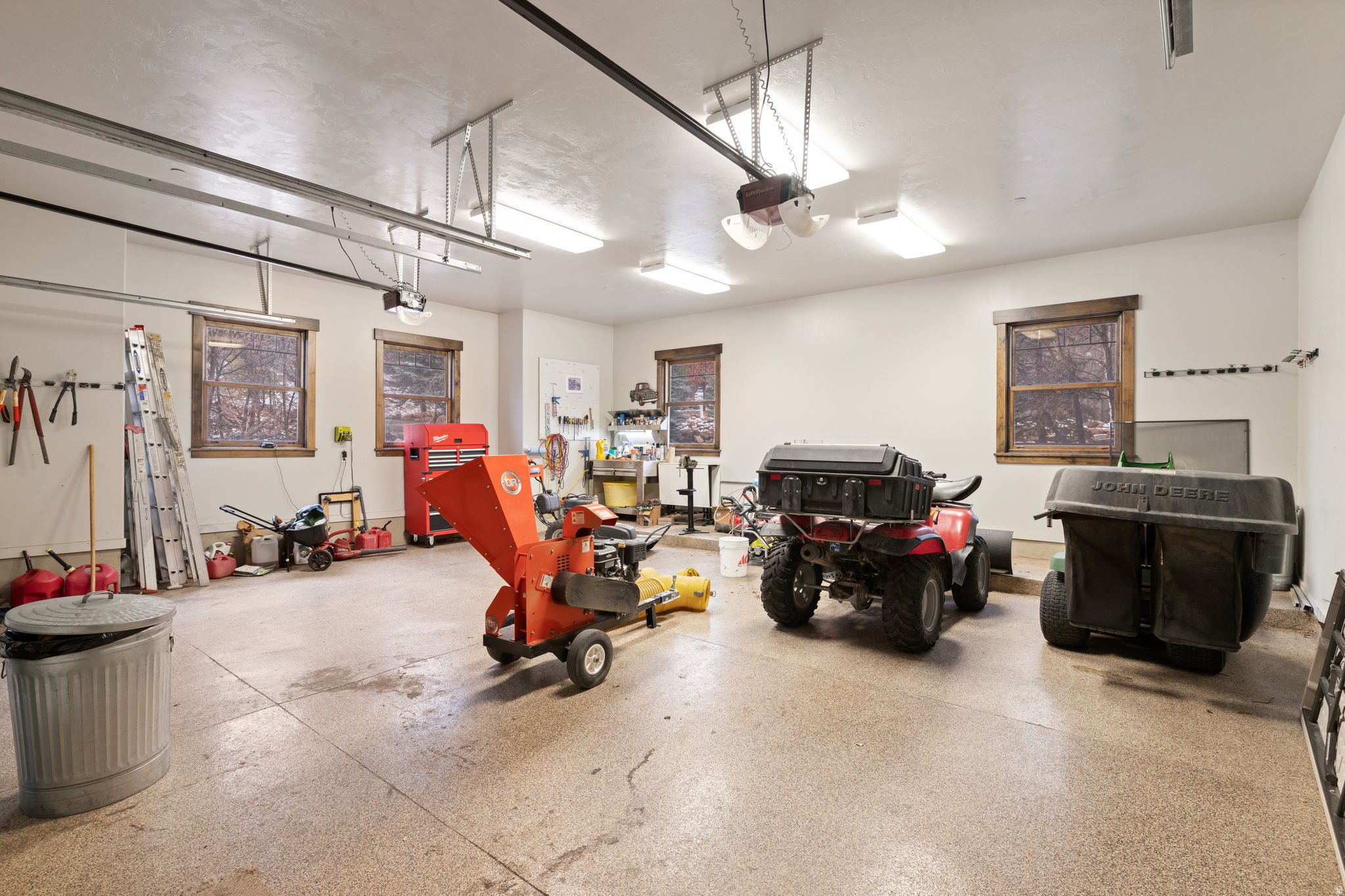 COTTAGES AT HOBBLE CREEK MHD - Residential