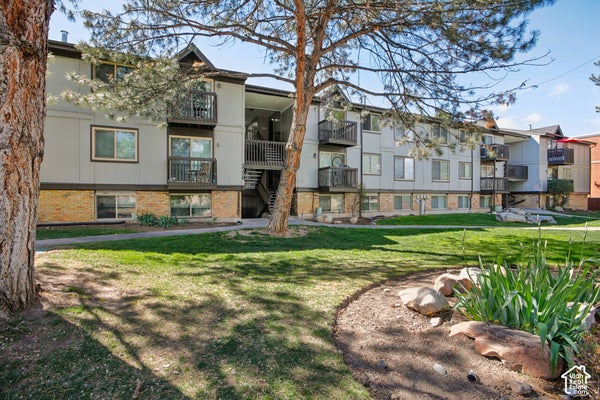 5770 S 900 E APT 12, MURRAY, UT 84121 - Image affe1f64b65e6ed2ecd6f6c67aaa2bab/1017232427