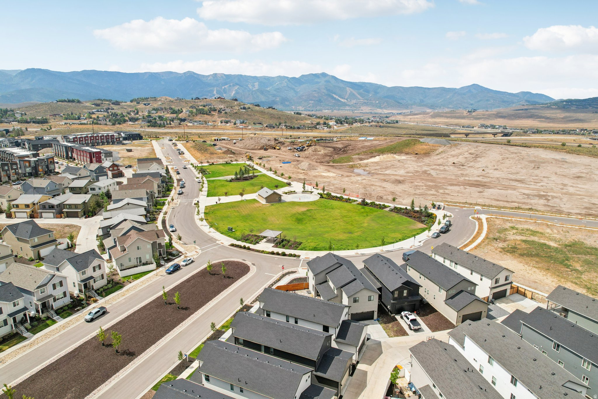 SILVER CREEK VILLAGE - Residential