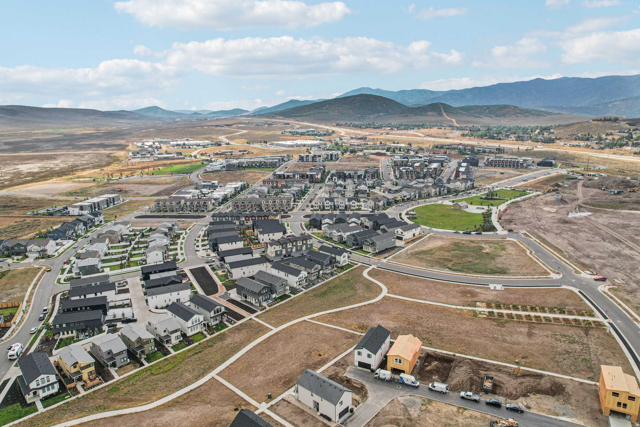 SILVER CREEK VILLAGE - Residential