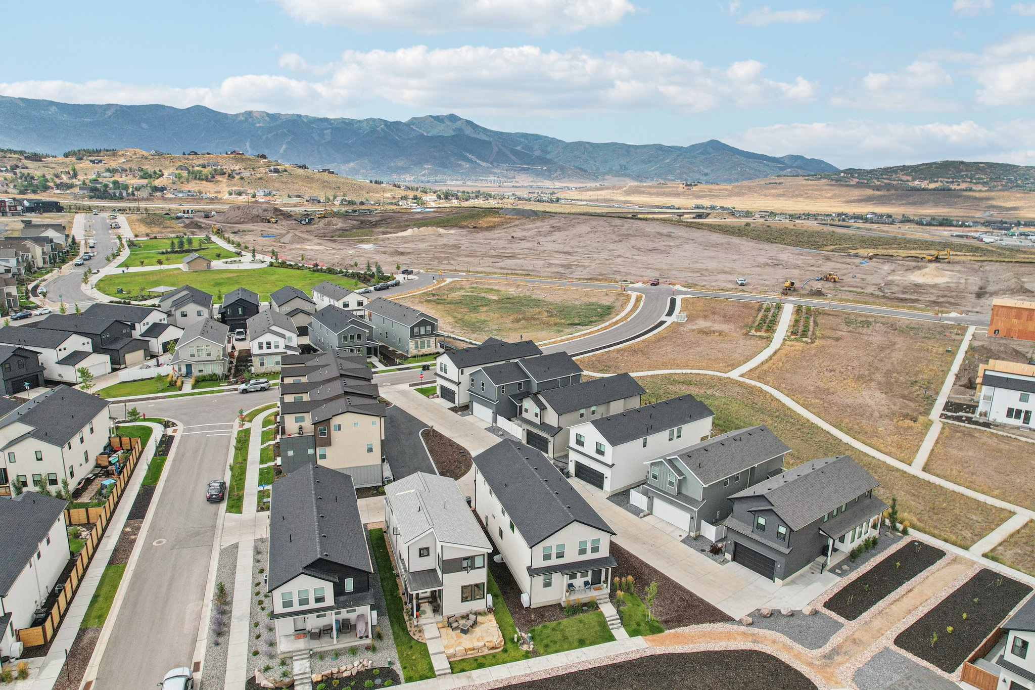 SILVER CREEK VILLAGE - Residential