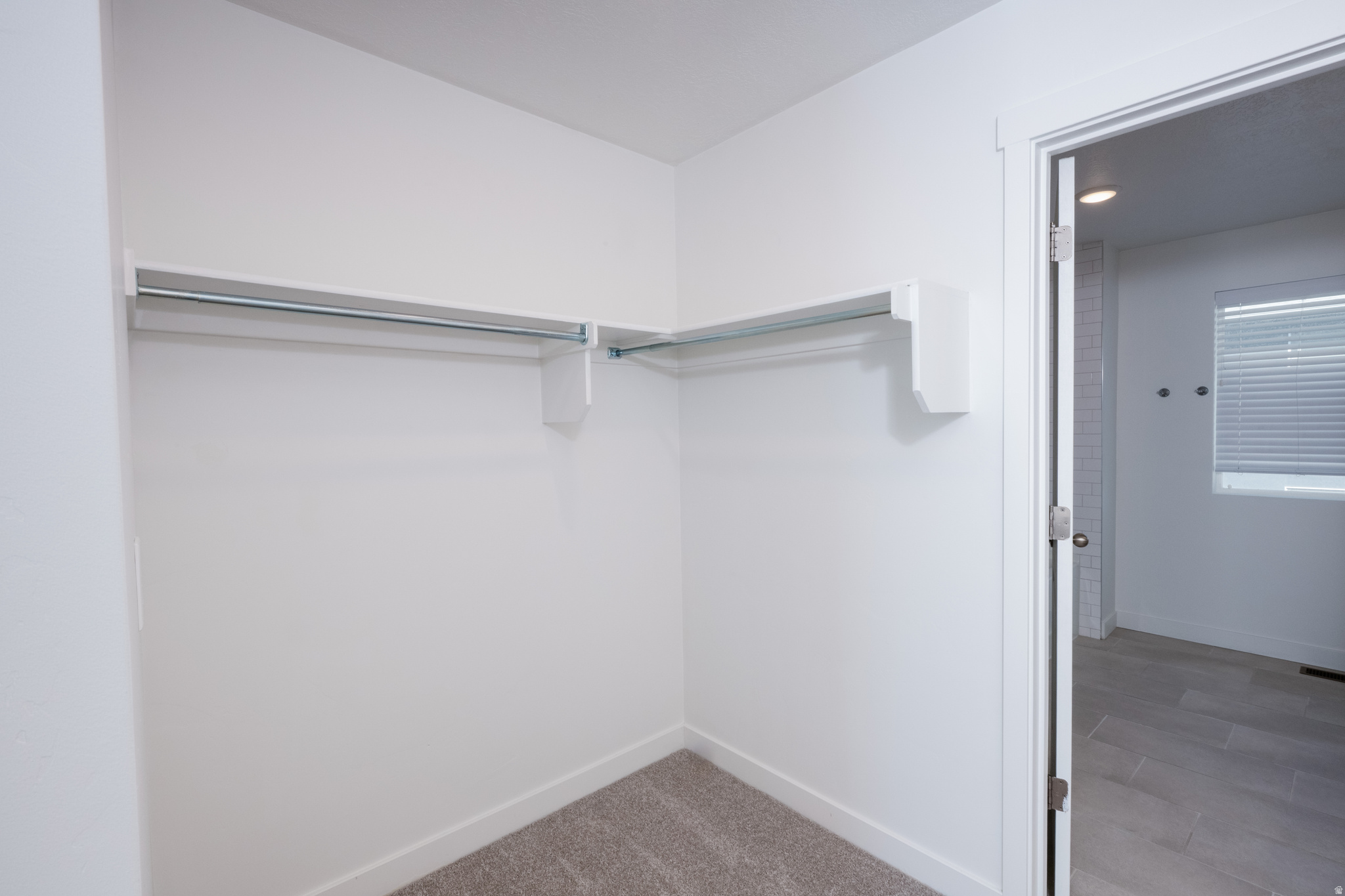 SANDRIDGE VILLAGE - Residential