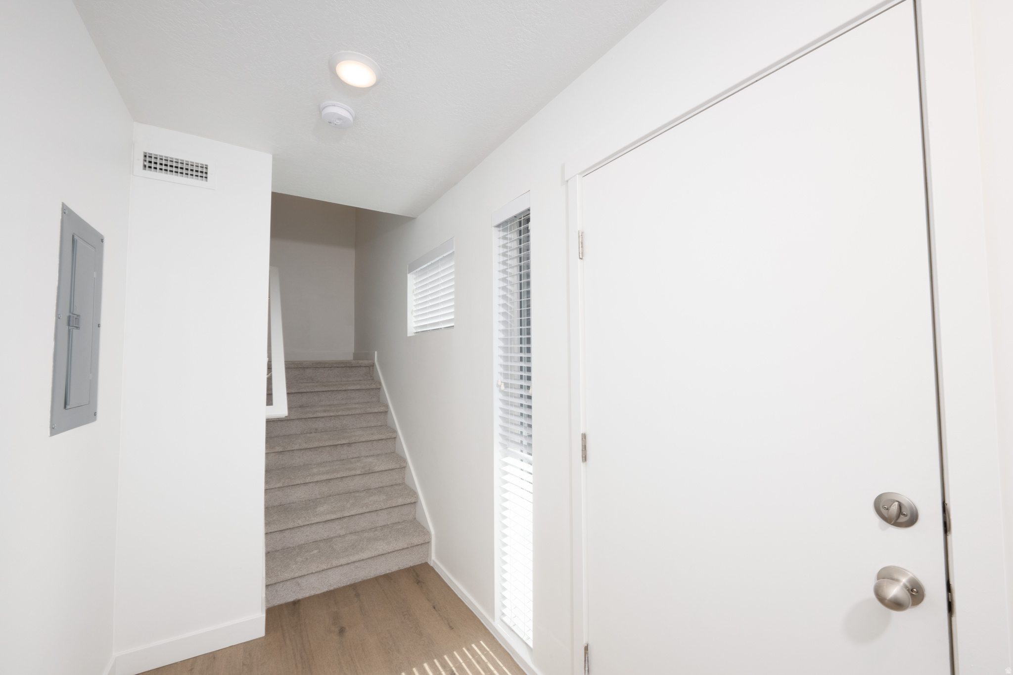 SANDRIDGE VILLAGE - Residential