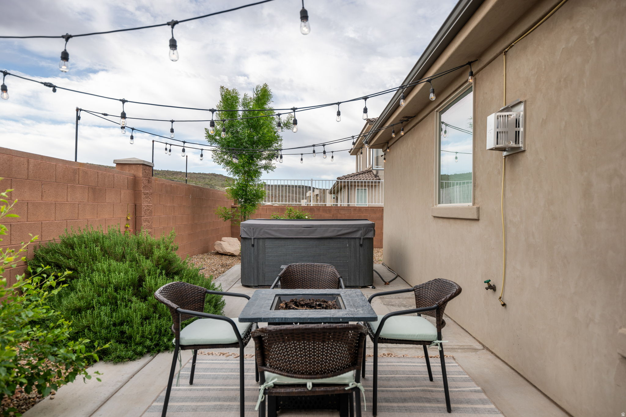 LADERA AT SIENNA HIL - Residential