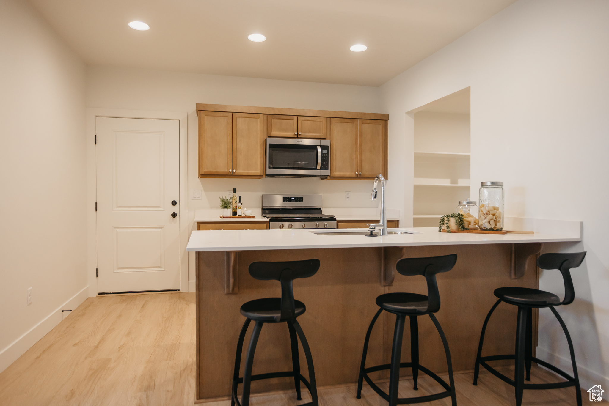 WILLOW ESTATES - Residential