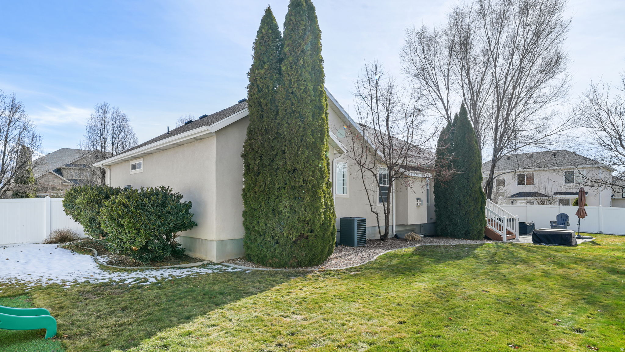 HUNTERS GROVE - Residential