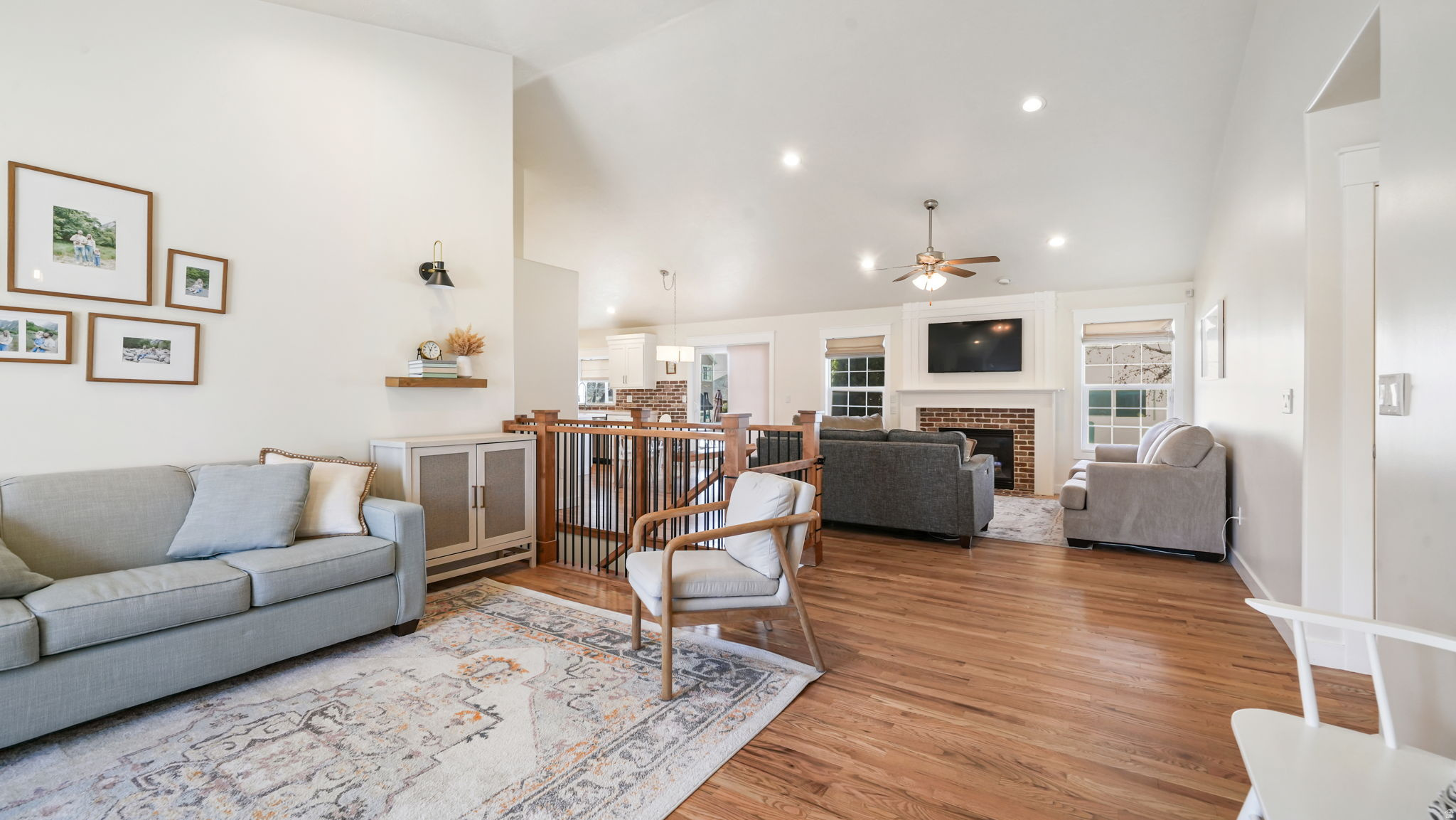 HUNTERS GROVE - Residential