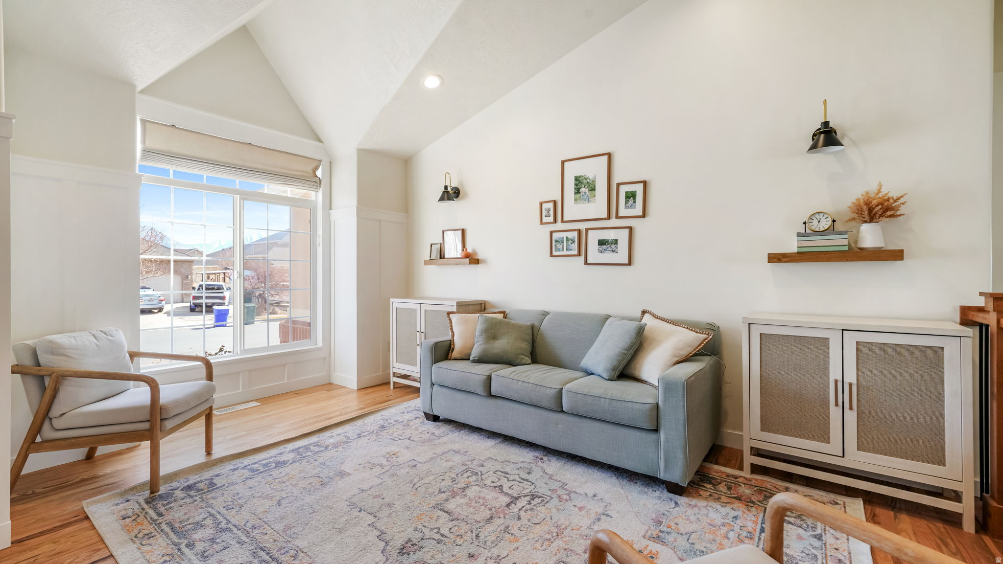 HUNTERS GROVE - Residential