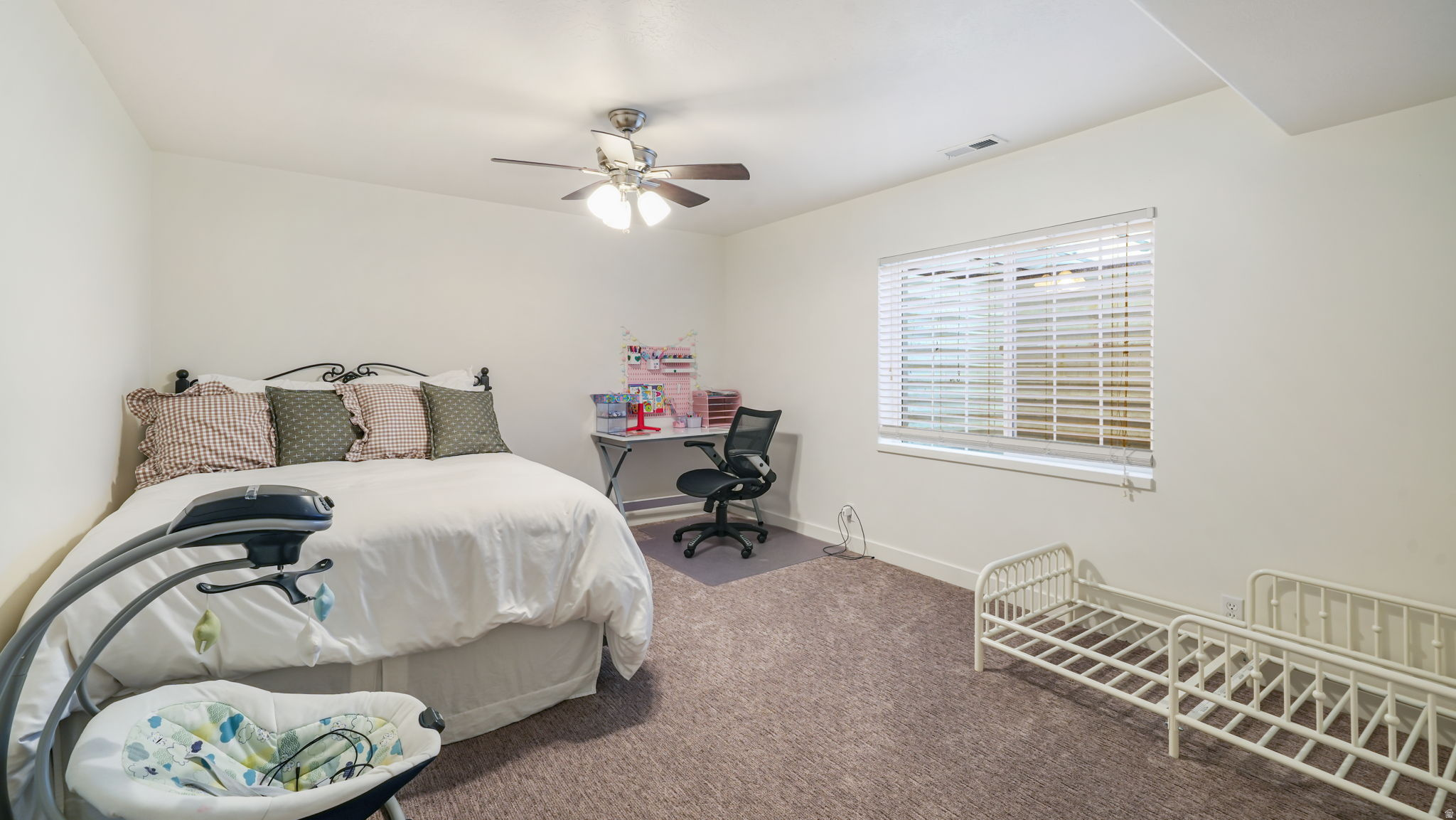 HUNTERS GROVE - Residential