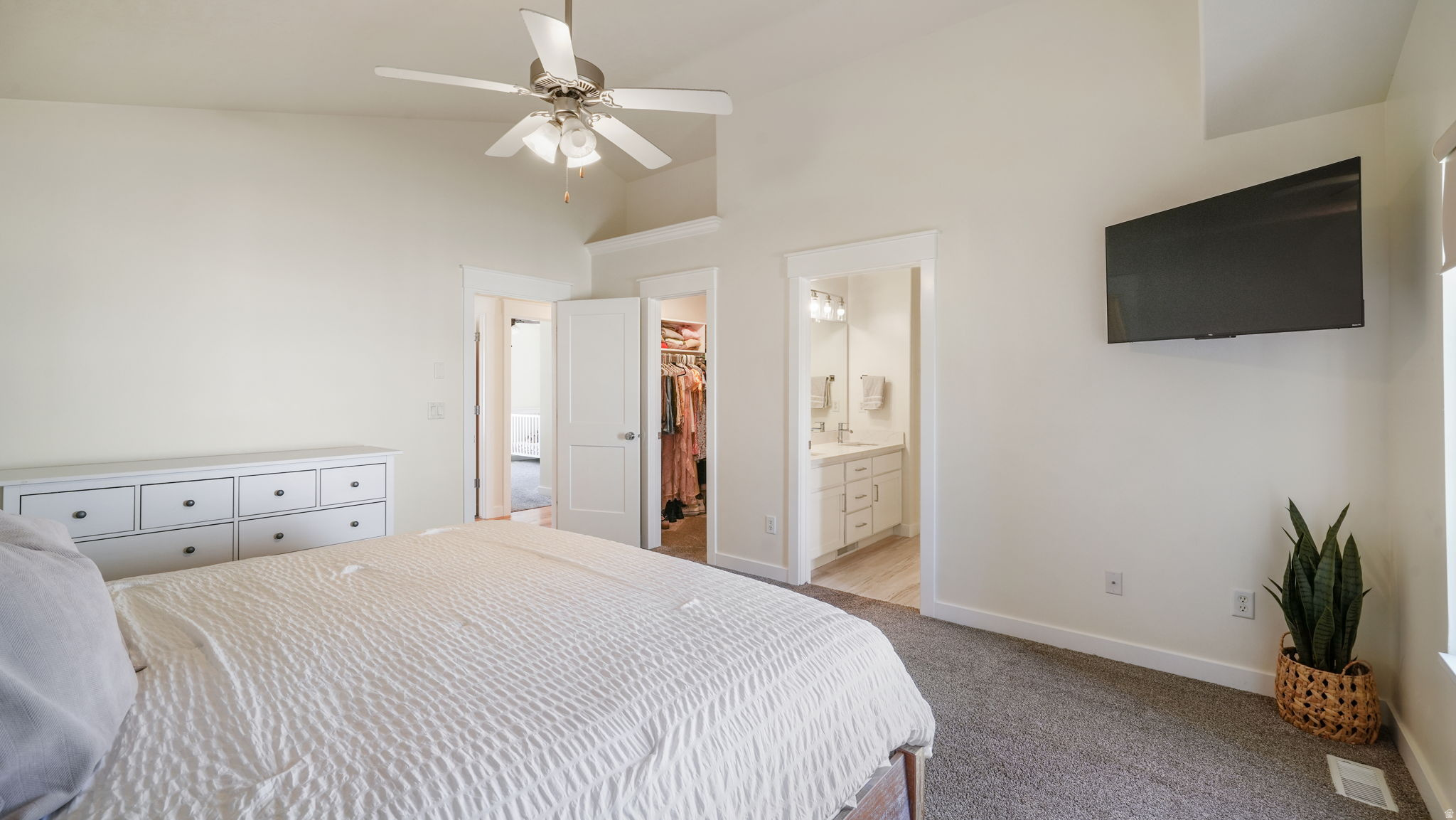 HUNTERS GROVE - Residential