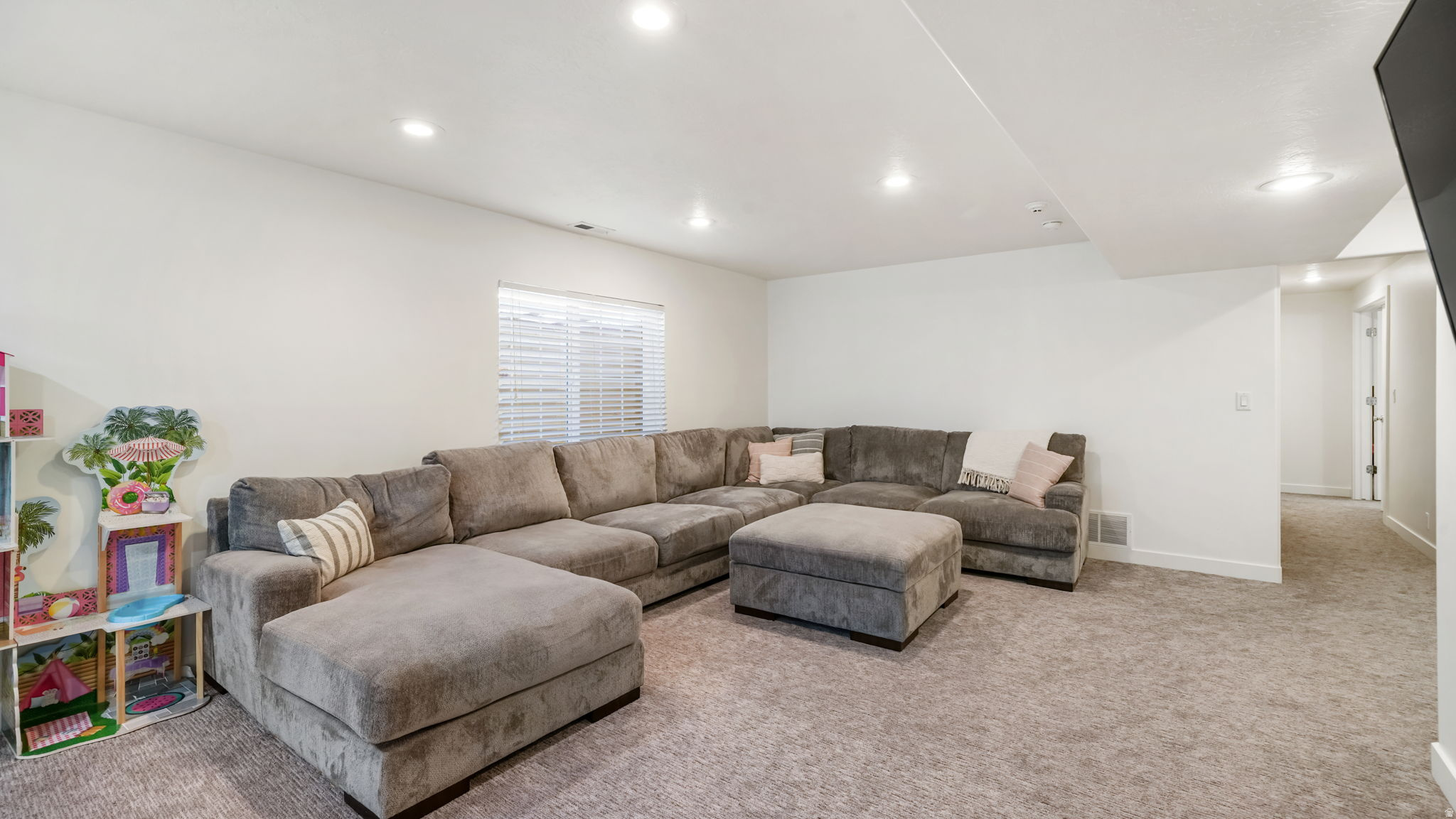 HUNTERS GROVE - Residential