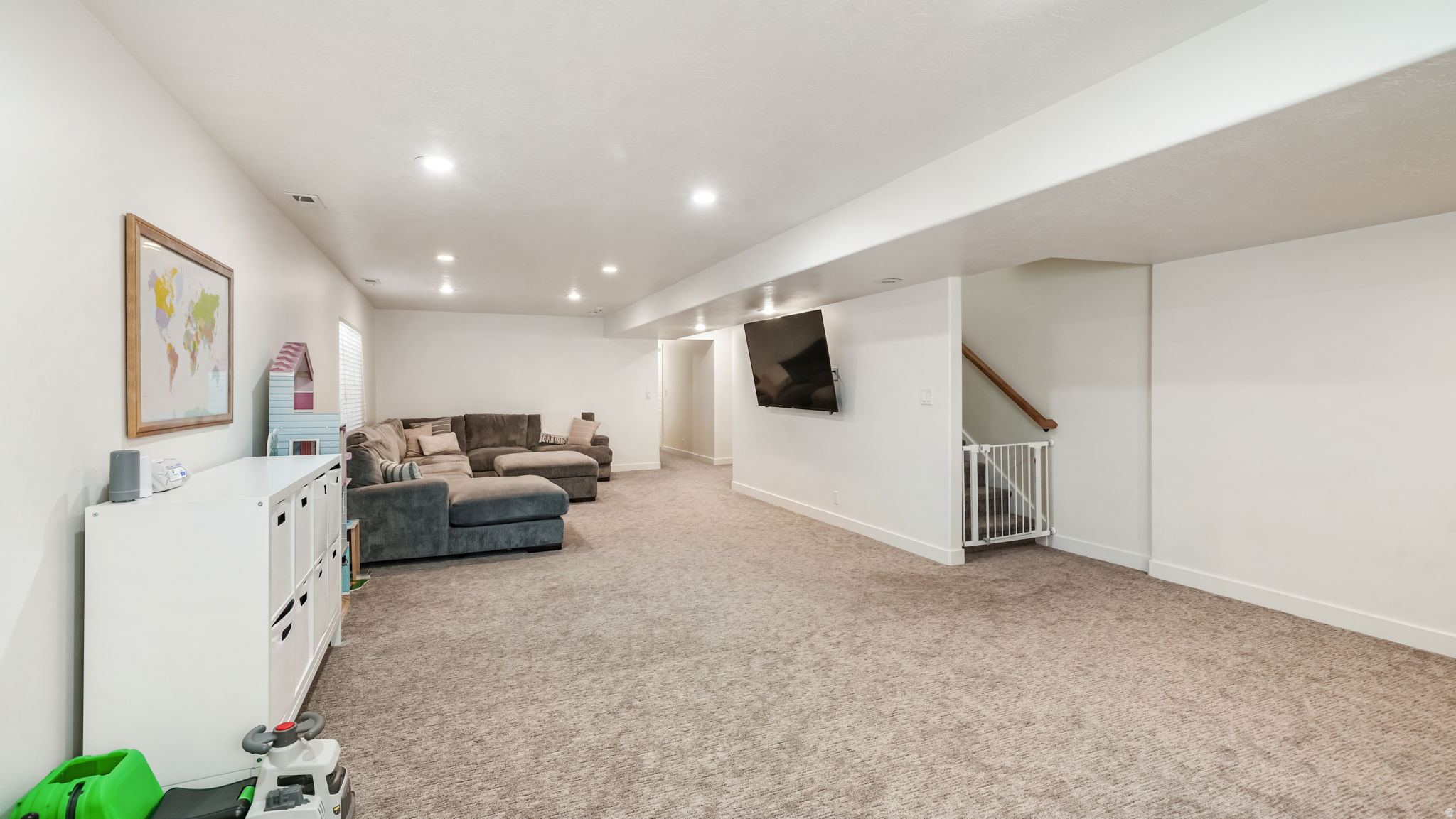 HUNTERS GROVE - Residential