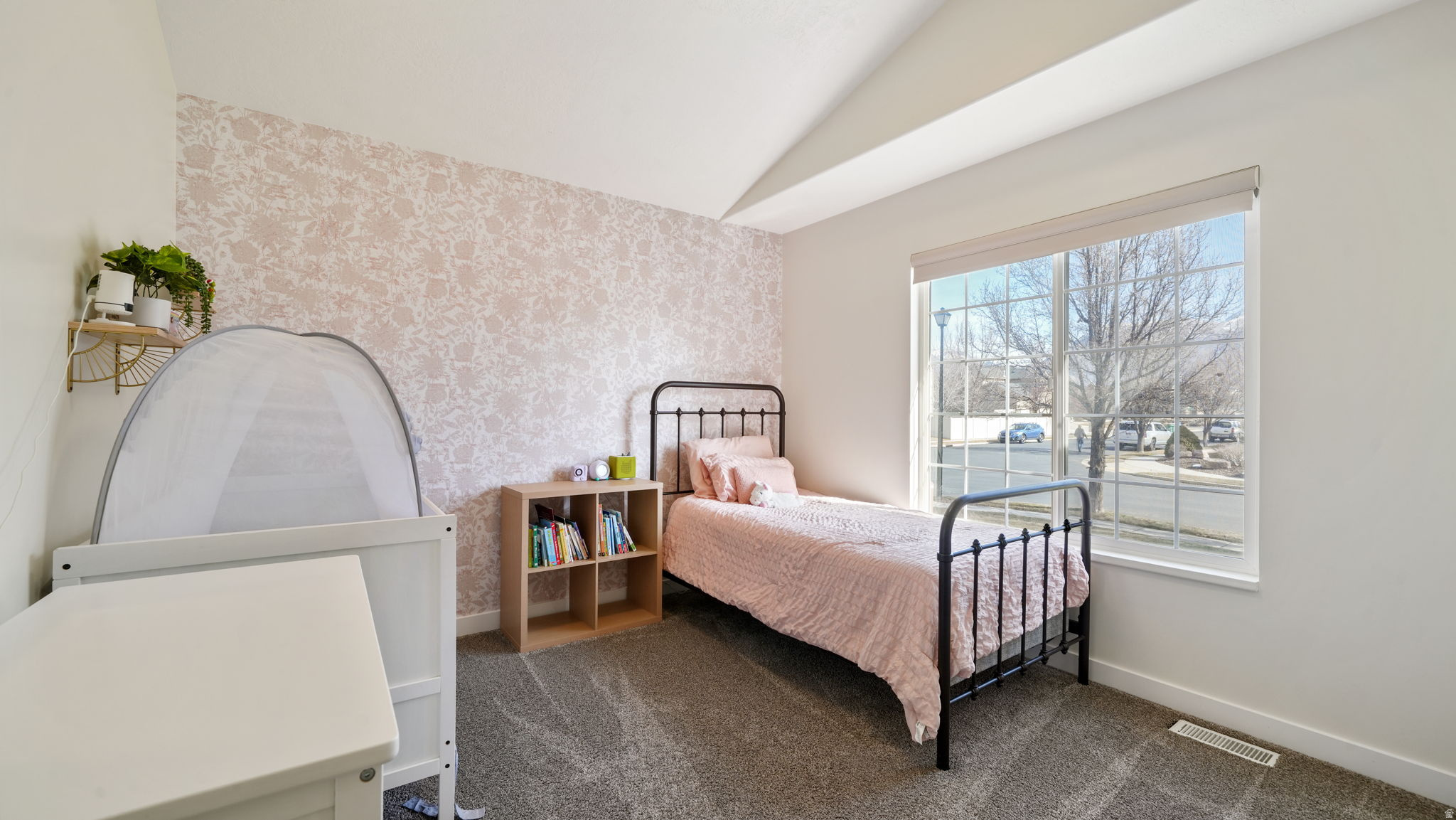 HUNTERS GROVE - Residential