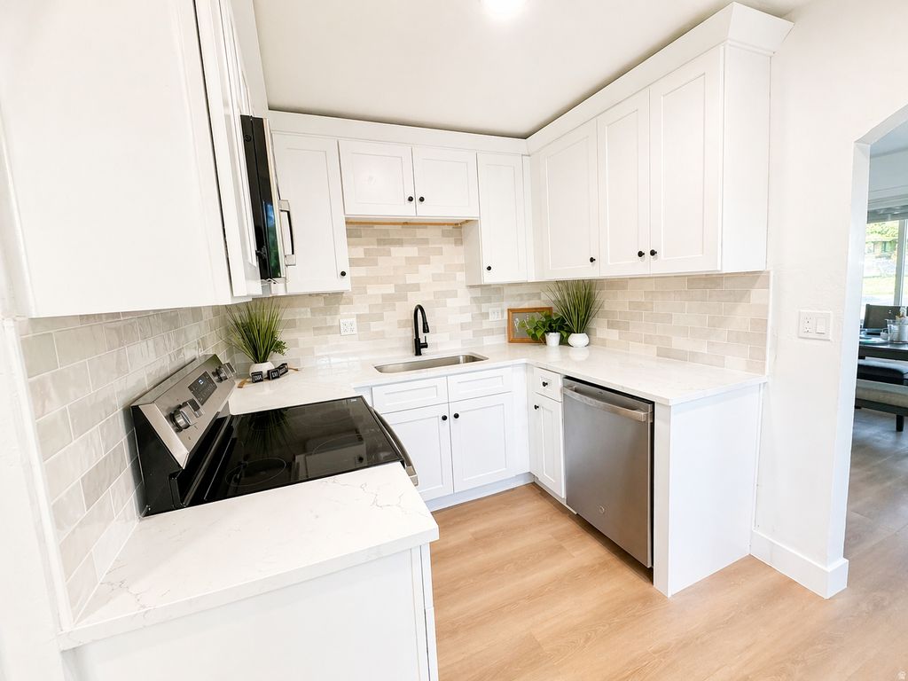 Photo of 233 N 2ND ST, Tooele, UT 84074 (MLS # 2152425)