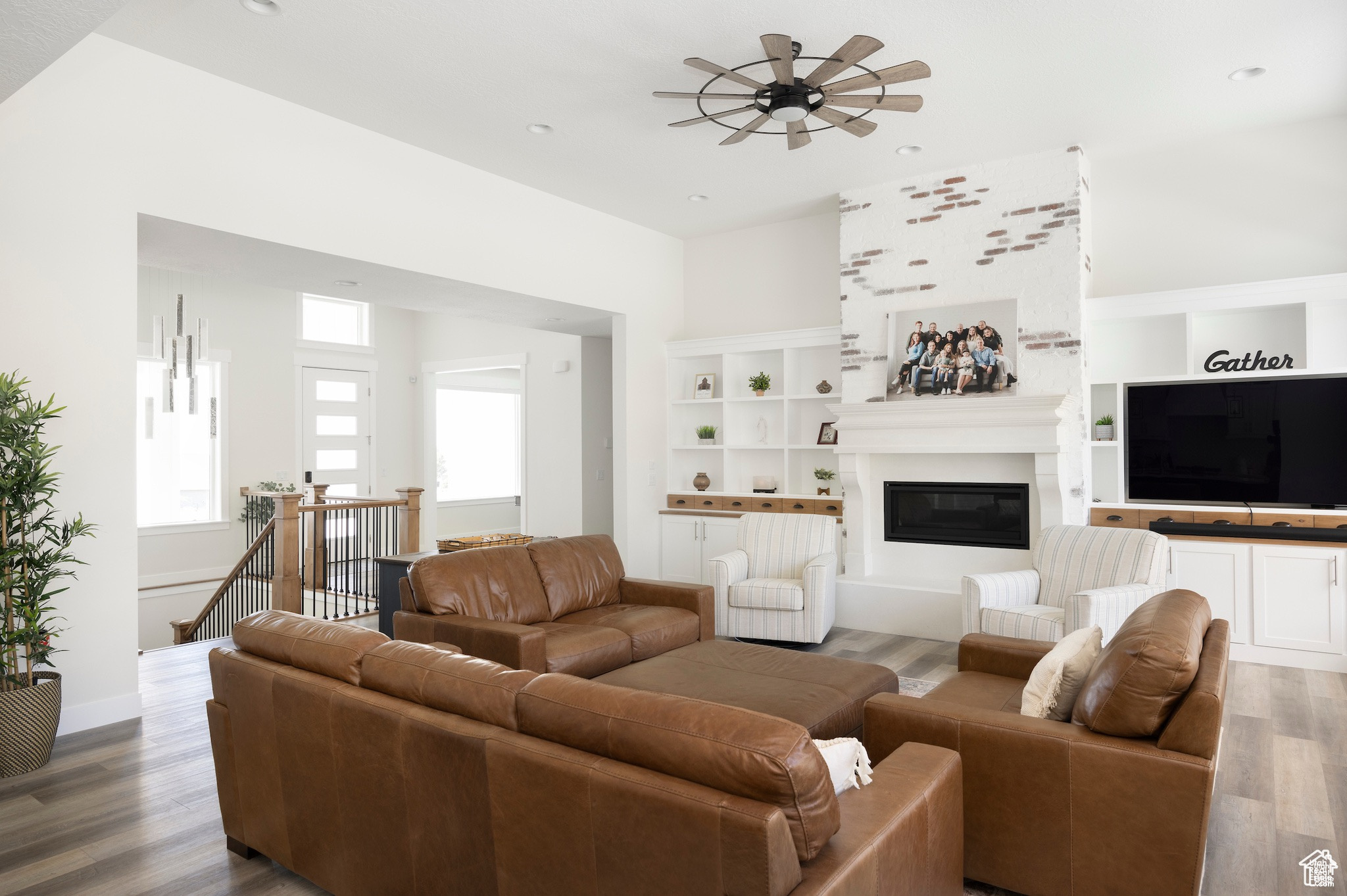 RIDGE VIEW ESTATES - Residential