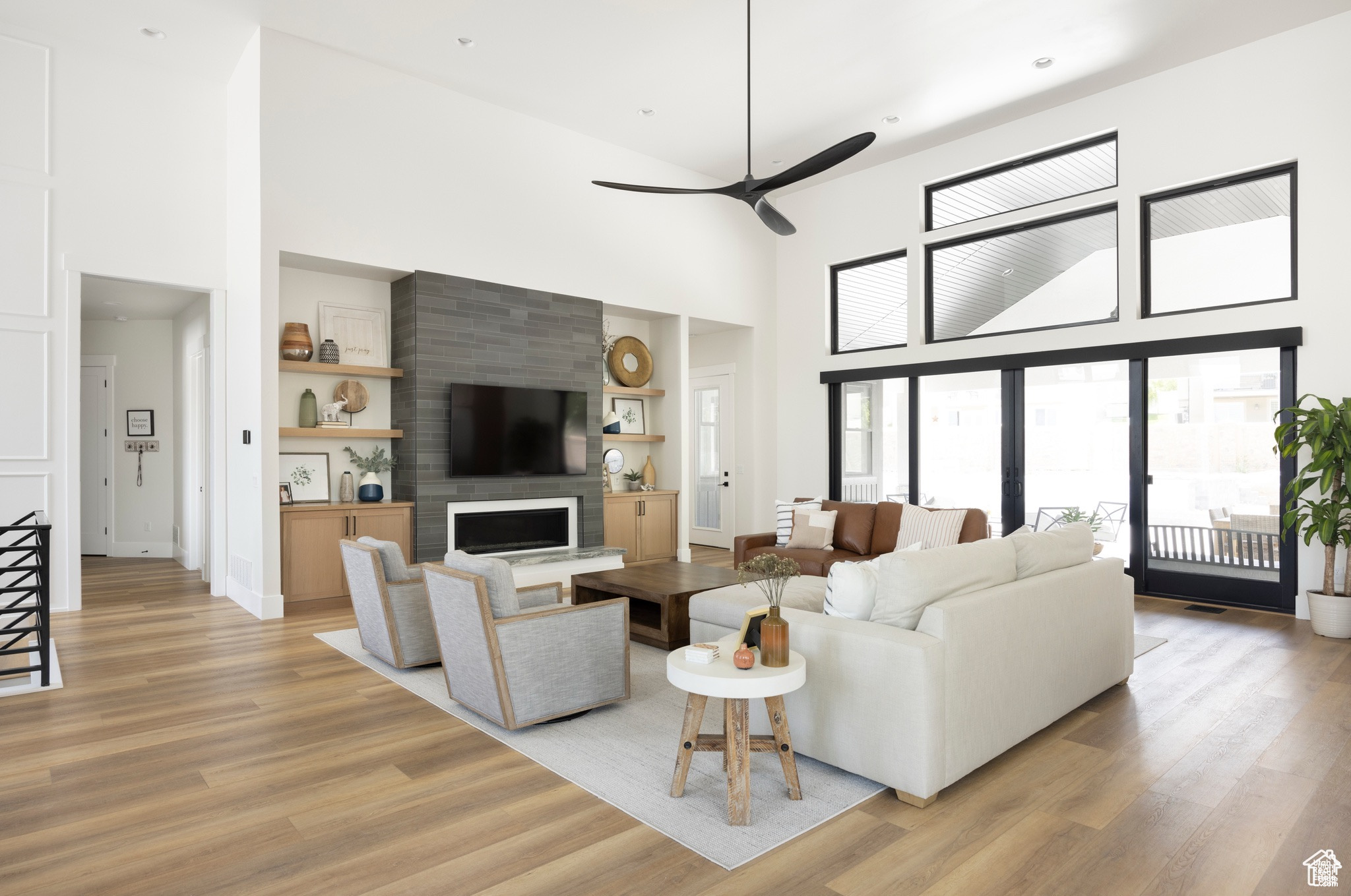 RIDGE VIEW ESTATES - Residential