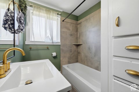 Tiny photo for 160 W 350 N, Clearfield, UT 84015 (MLS # 2187558)