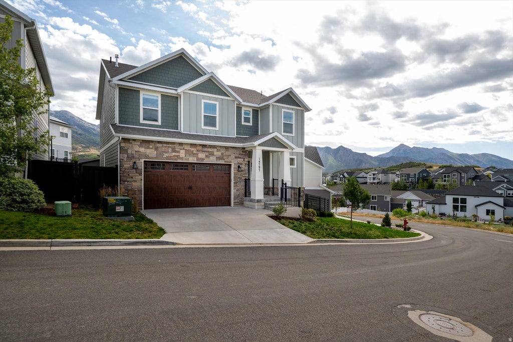 Photo of 14797 S GLACIAL PEAK DR #419, Draper, UT 84020 (MLS # 2179901)