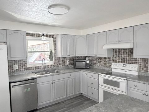 Tiny photo for 685 LAVINA DR, South Ogden, UT 84403 (MLS # 2139717)
