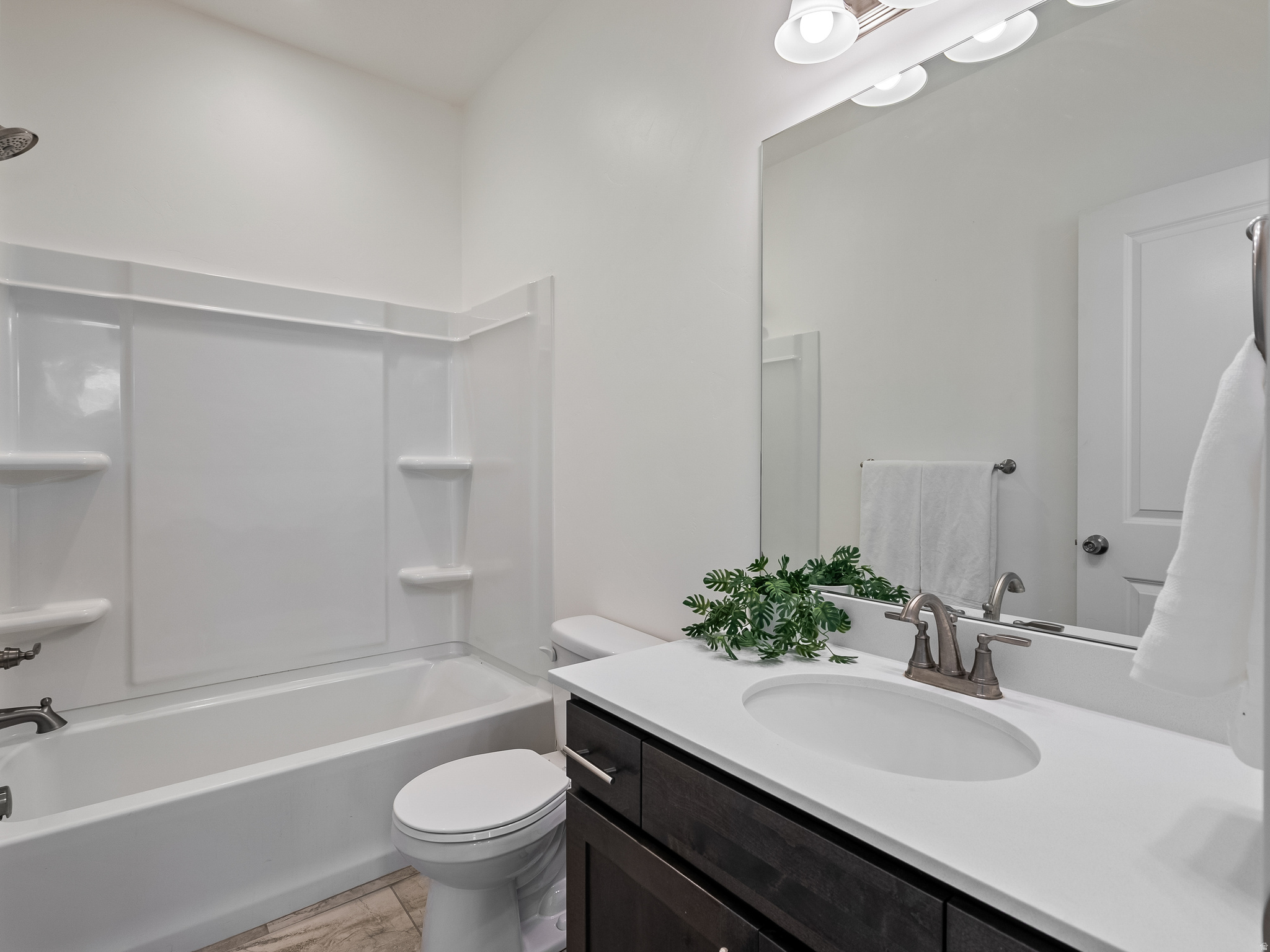 DAYBREAK - Residential