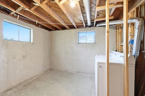 Tiny photo for 98 DIXIE AVE, Layton, UT 84041 (MLS # 2149340)