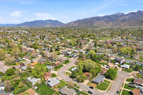 Tiny photo for 98 DIXIE AVE, Layton, UT 84041 (MLS # 2149340)