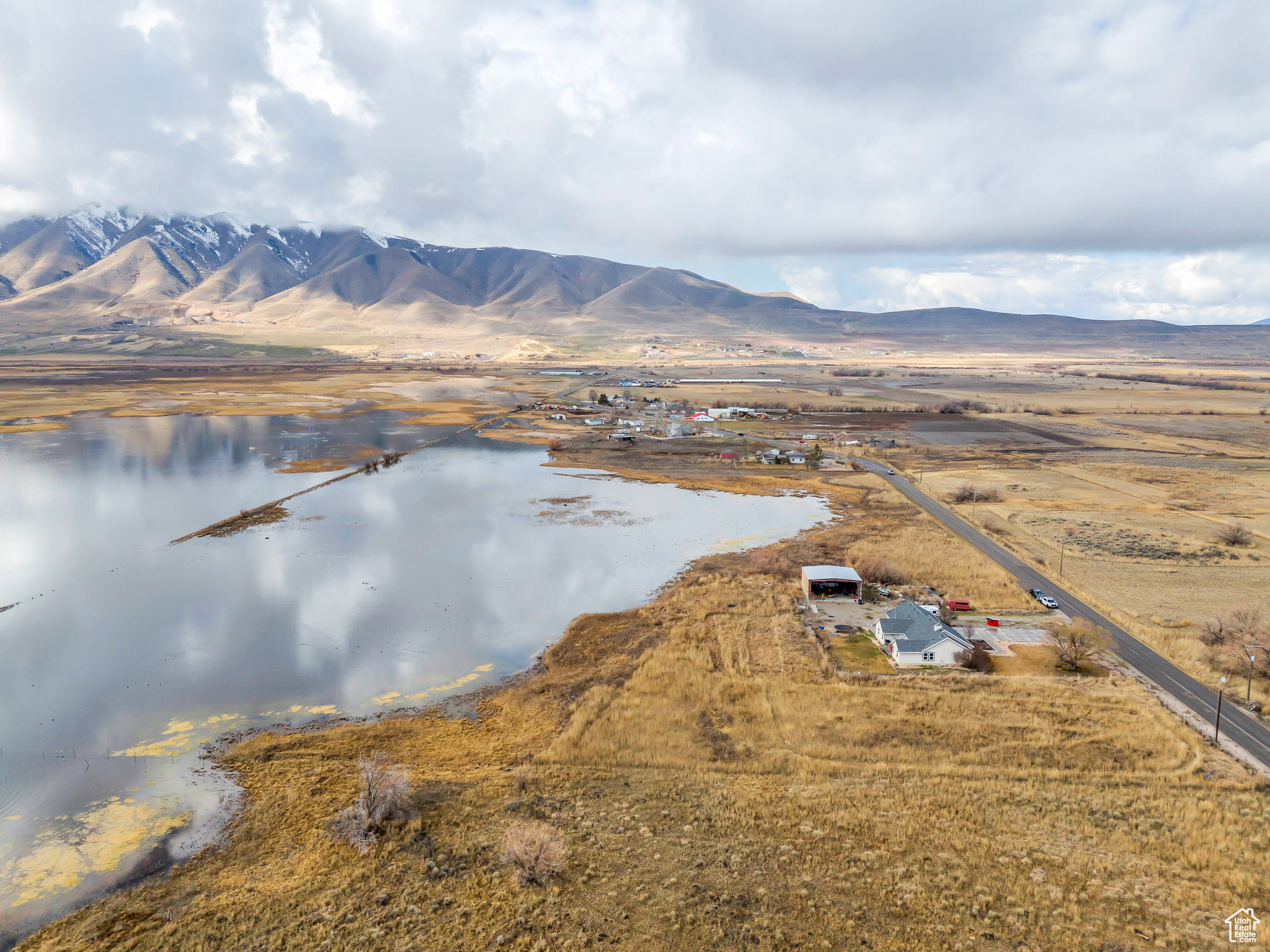 Spanish Fork, Utah 84660, United States, 4 Bedrooms Bedrooms, ,3 BathroomsBathrooms,Residential,Pending,64233