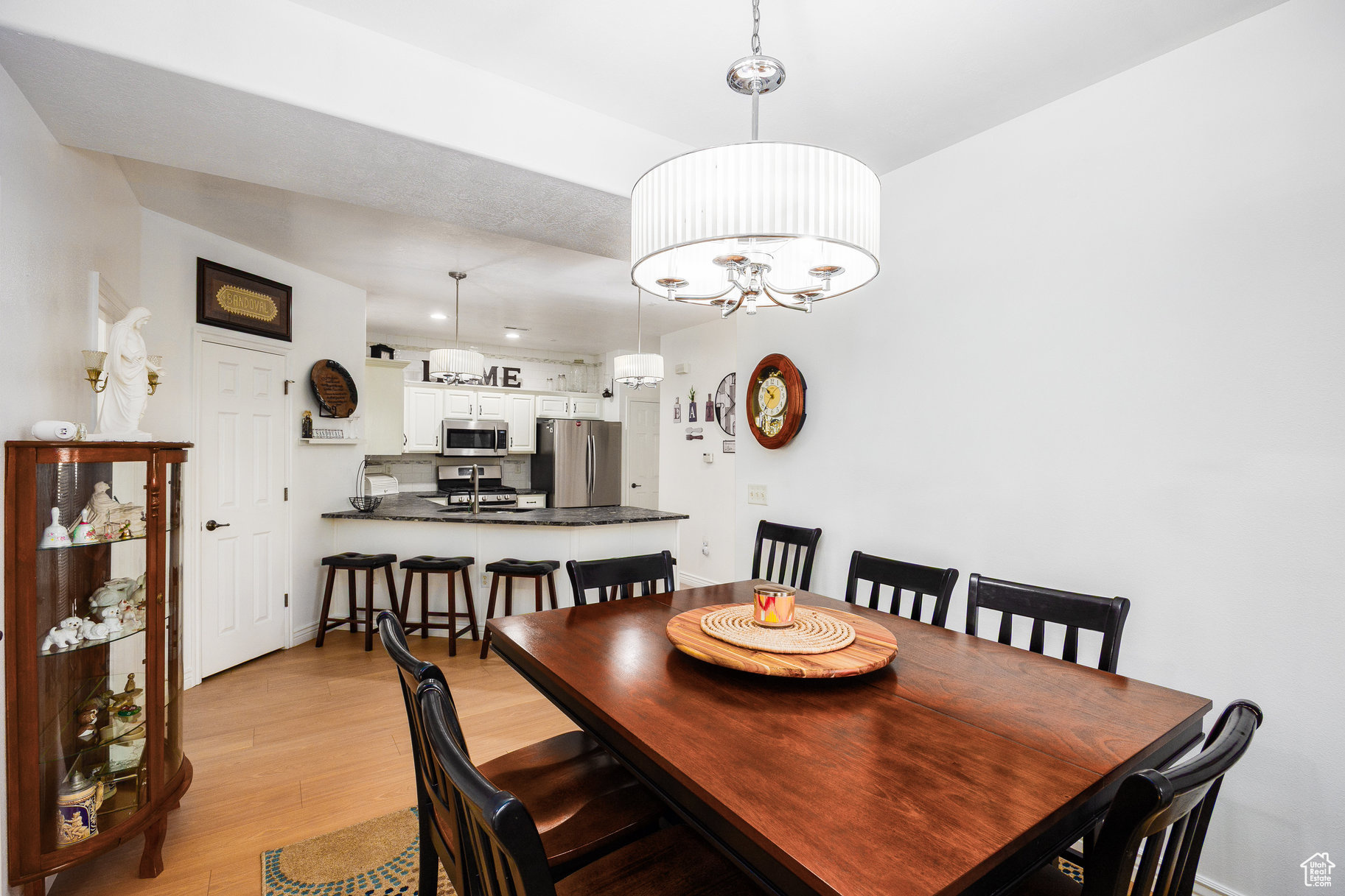 PEMBERLEY - Residential