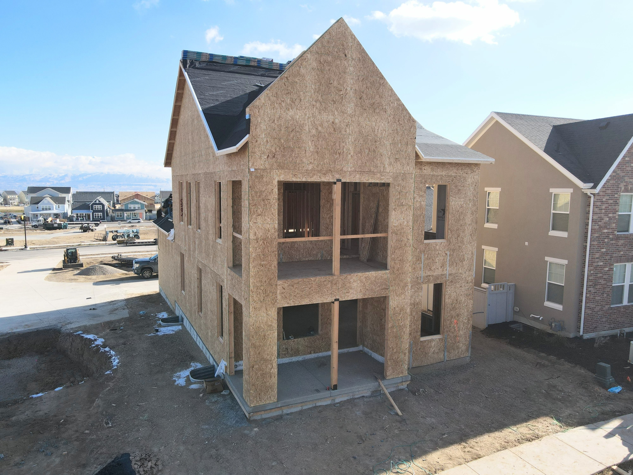 DAYBREAK - Residential