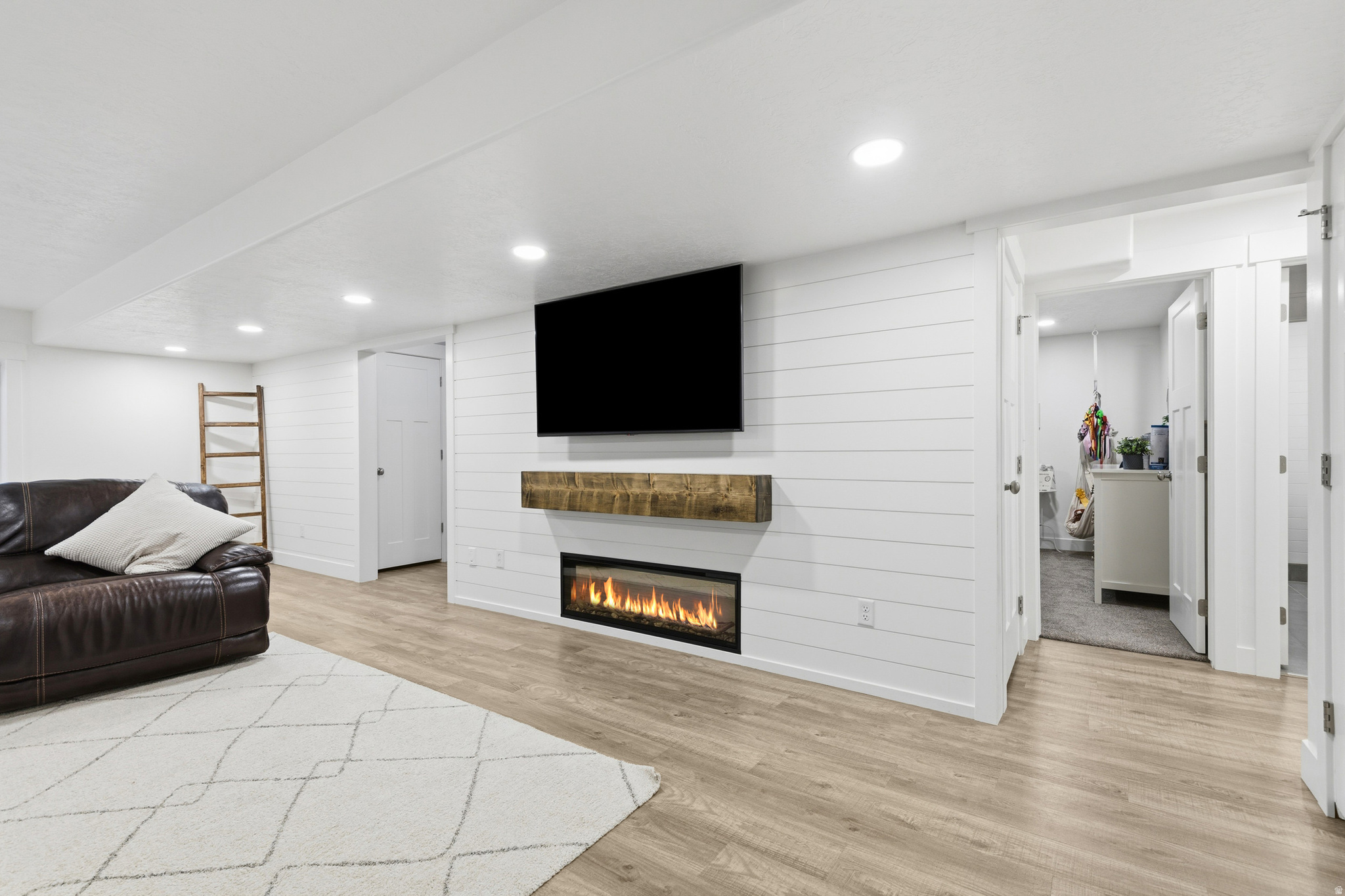 SAGE VALLEY - Residential