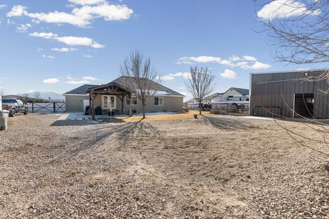 Tiny photo for 1587 E SMITHFIELD DR, Eagle Mountain, UT 84005 (MLS # 2136144)