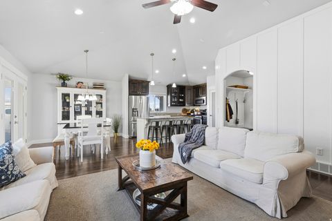 Tiny photo for 1587 E SMITHFIELD DR, Eagle Mountain, UT 84005 (MLS # 2136144)