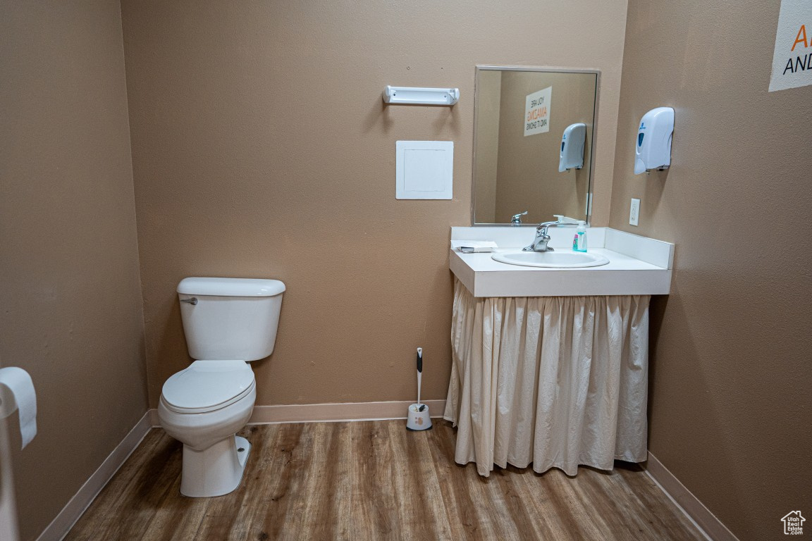 HURRICANE FIELD SUR BLK 15 - Commercial Lease