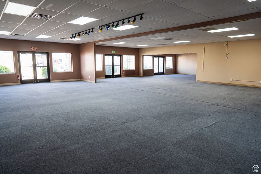 Great Retail space coming available. Inline space on high-traffic SR-9 Highway. Near High School, Grocery Store, Historic Downtown. Listing information deemed reliable, buyer to verify.