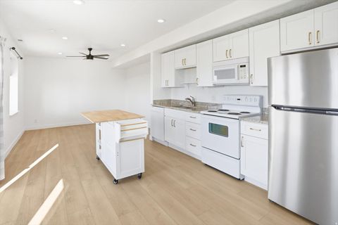 Tiny photo for 9483 N AVANYU DR, Cedar Hills, UT 84062 (MLS # 2132503)